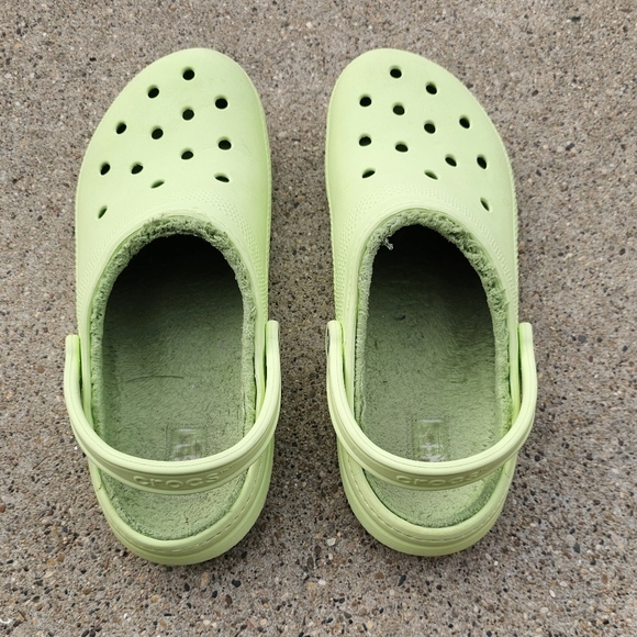 Crocs Insulated Sandals Men's Size 12 - Picture 7 of 10